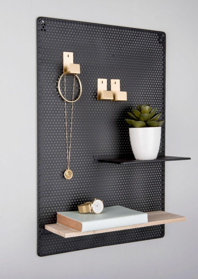 Perky Mesh Memo Board - Image 2