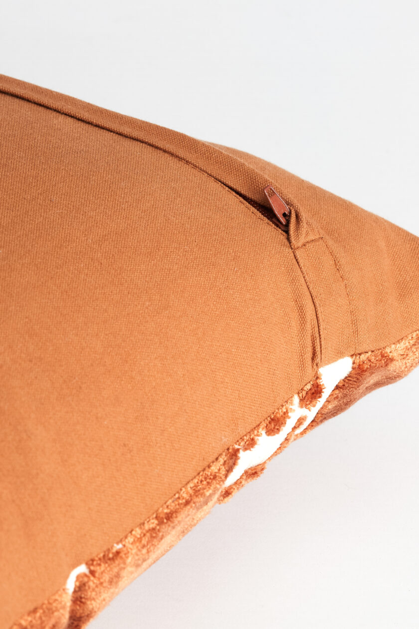 Huslia Rust Cushion - Image 7